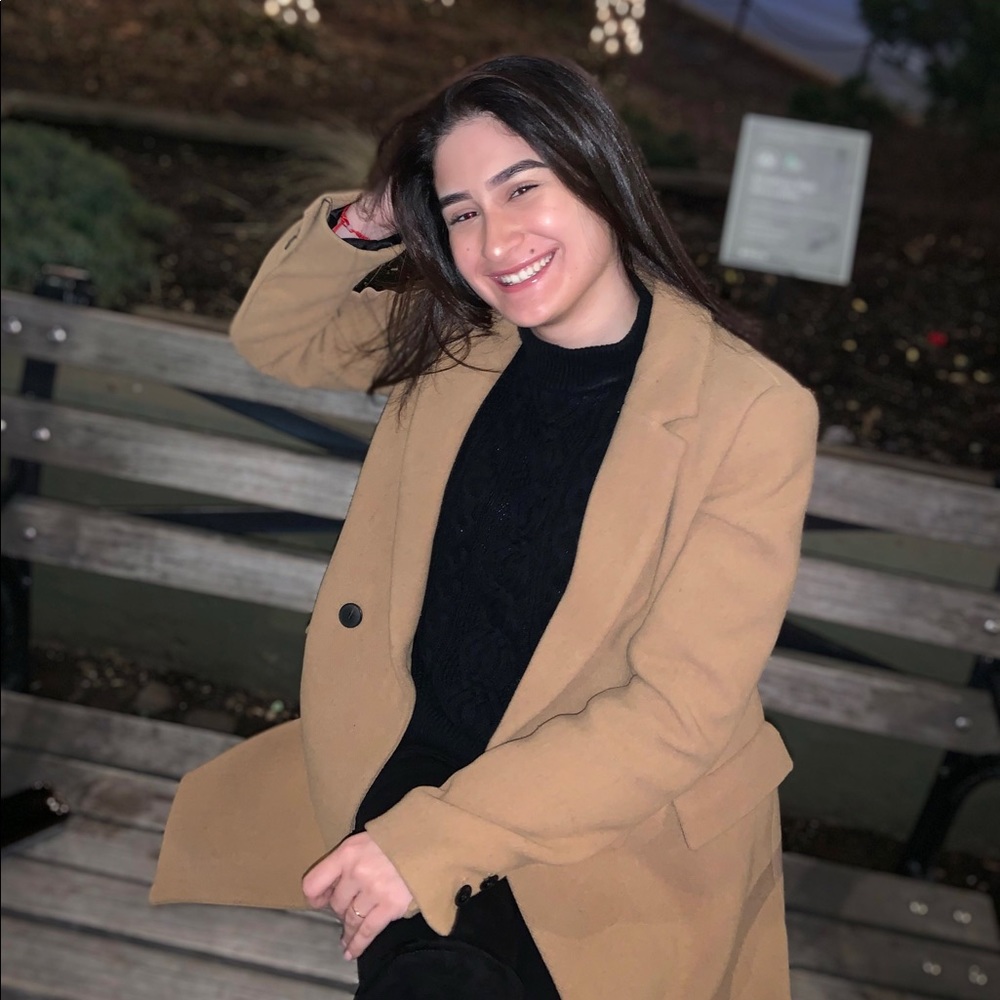 Meet your Posher, Charlotte